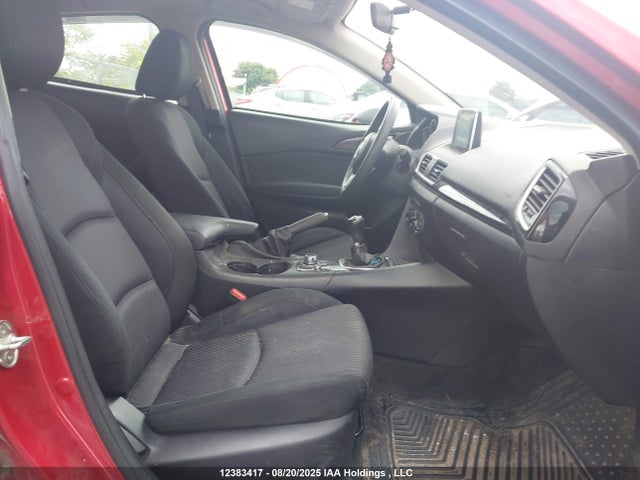 3MZBM1L77FM134230 Mazda pe