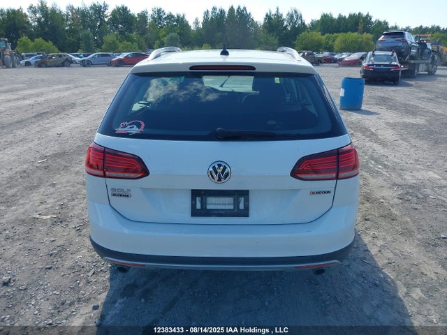 3VWH17AU0KM525308 Volkswagen GOLF ALLTRACK