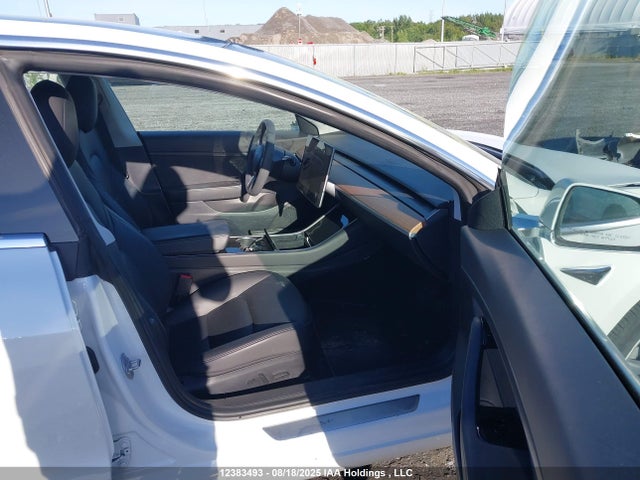 5YJ3E1EA7LF786634 Tesla MODEL 3