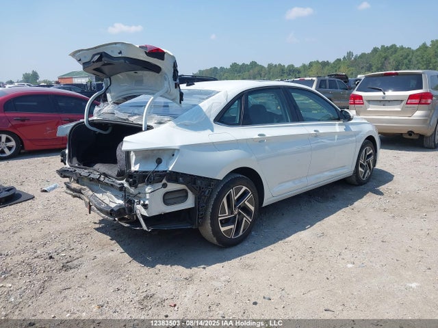 3VWGM7BUXPM008784 Volkswagen tsi