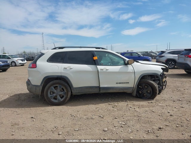 1C4PJMCX2KD352892 Jeep Cherokee North