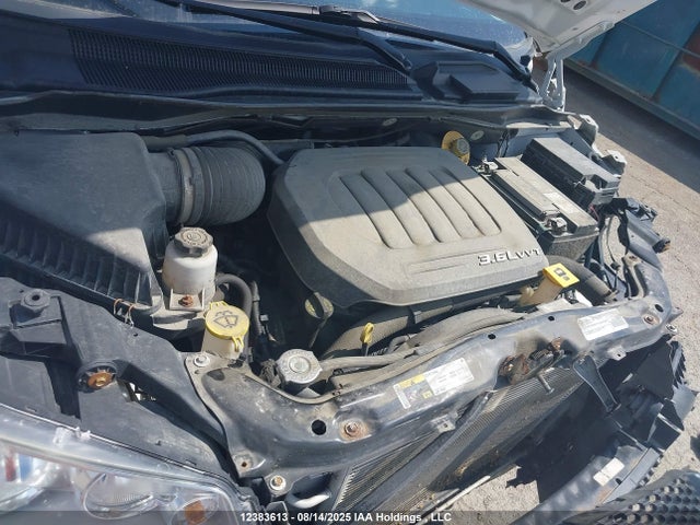 2C4RDGBG1GR360585 Dodge Grand Caravan