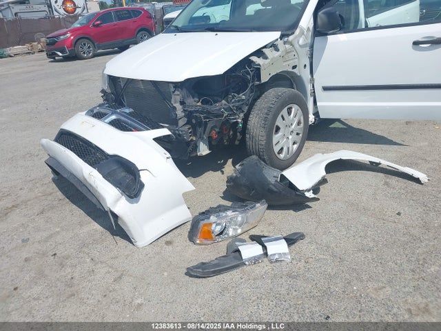 2C4RDGBG1GR360585 Dodge Grand Caravan