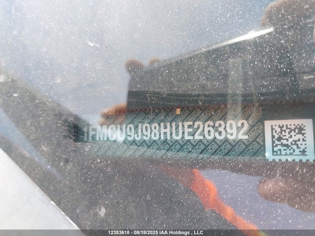 1FMCU9J98HUE26392 Ford Escape