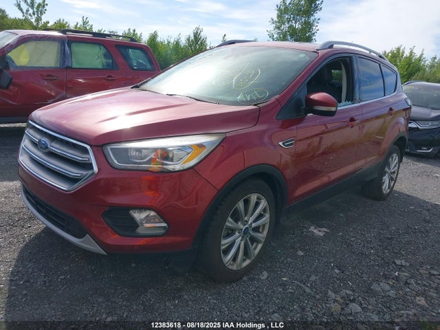 1FMCU9J98HUE26392 Ford Escape