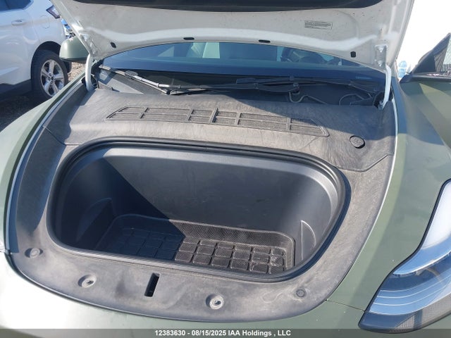 7SAYGDEE1NF465263 Tesla Model Y