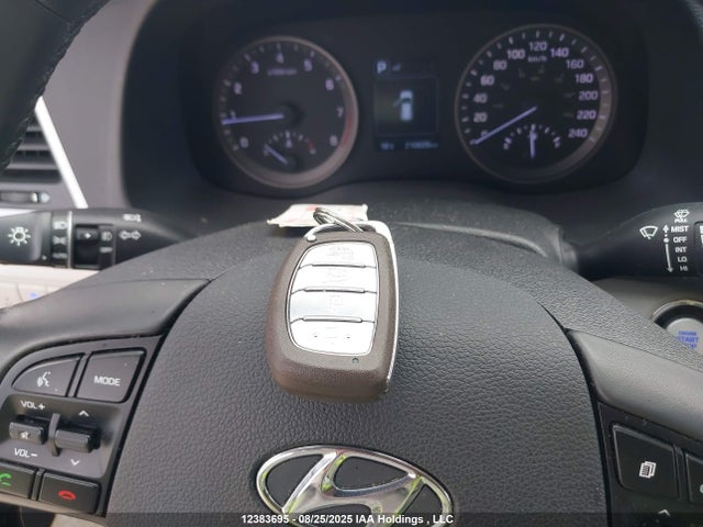 Hyundai Tucson 2016 KM8J3CA46GU021724 Image 11