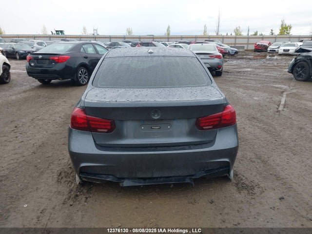 BMW 335i 2014 WBA3B9C59EF588713 Image 17