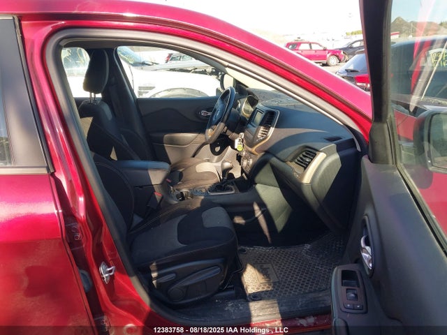 1C4PJLAS9HW554353 Jeep Cherokee