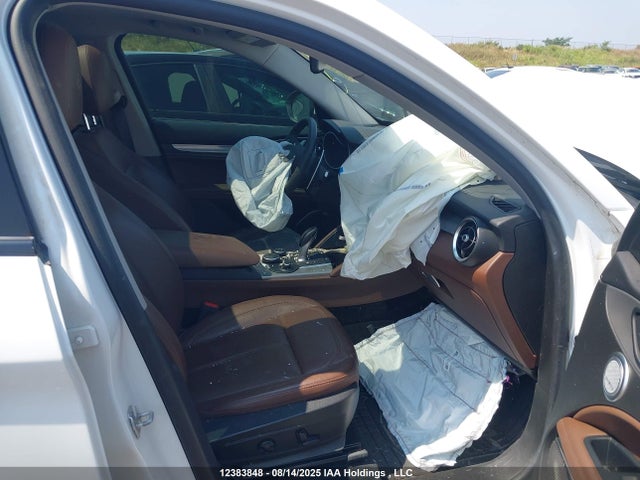 ZASFAKPN0J7C00459 Alfa Romeo 2018