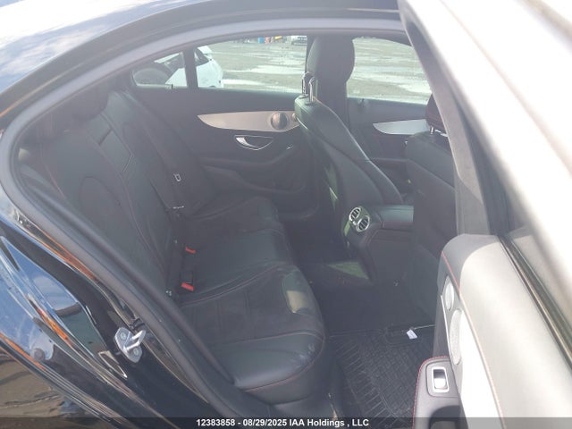 55SWF6EB8JU266101 Mercedes-Benz m276