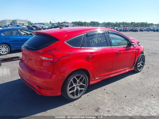 Ford Focus 2015 1FADP3K23FL271905 Image 4