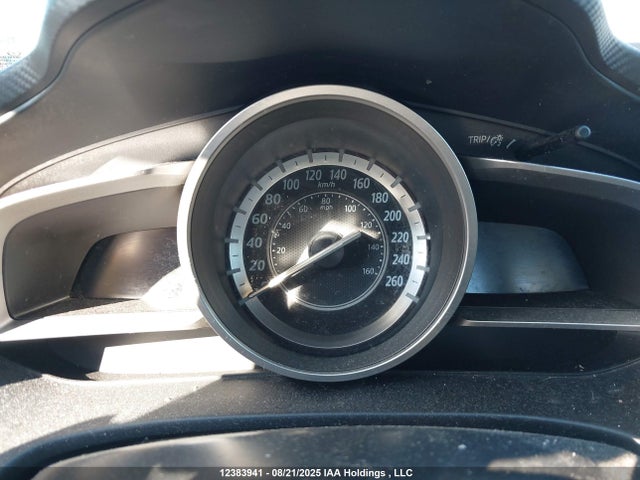 3MZBM1U70FM168749 Mazda pe