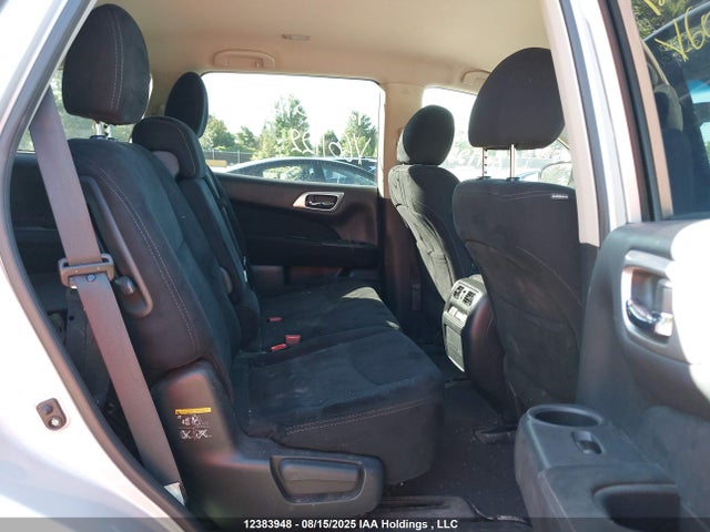 5N1AR2MM5GC601122 Nissan Pathfinder