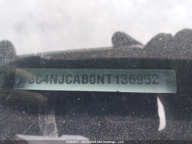 Jeep 2022 2022 3C4NJCAB0NT136952 Image 20