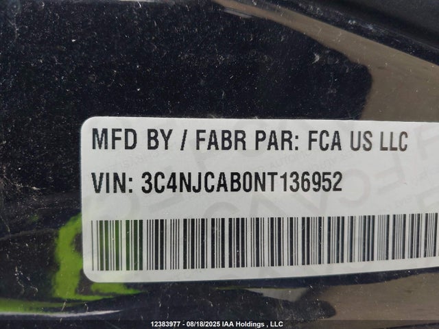 3C4NJCAB0NT136952 Jeep 2022