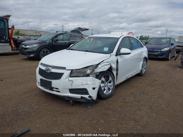 Chevrolet LUV 2014 1G1PC5SB9E7214767 Image 2