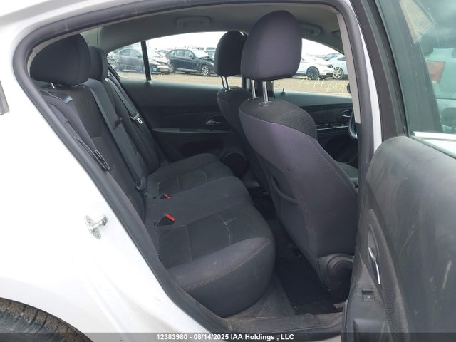 Chevrolet LUV 2014 1G1PC5SB9E7214767 Image 8