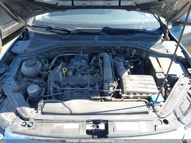 3VWE57BU0KM218081 Volkswagen 1.8 tsi
