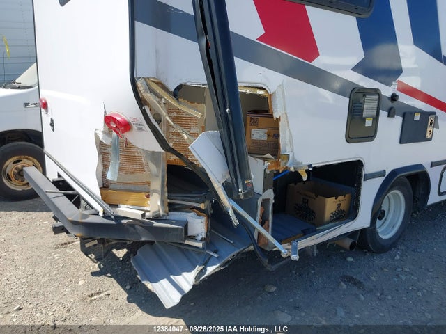 Ford 2025 2025 1FDWE3FN1SDD01321 Image 6