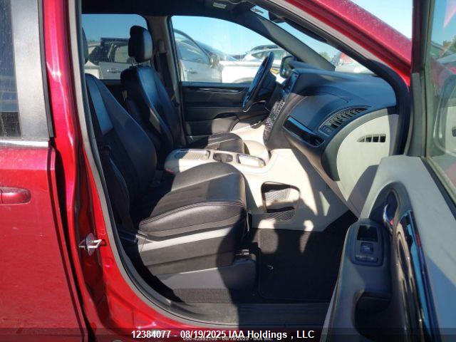 2C4RDGBG6JR349881 Dodge Grand Caravan