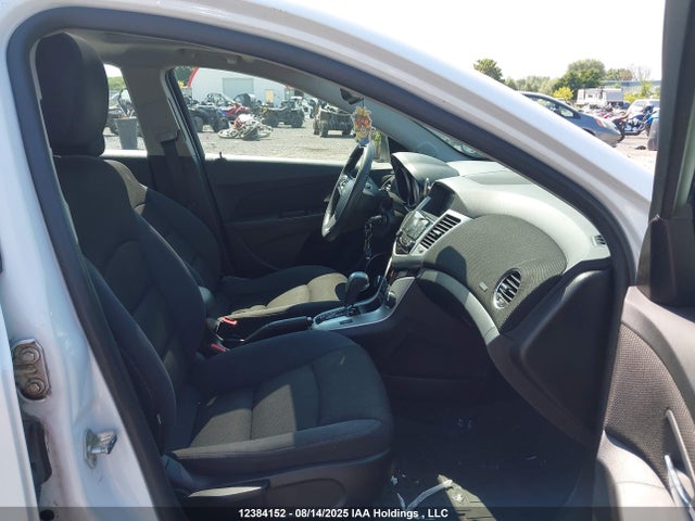 Chevrolet LUV 2015 1G1PC5SB0F7273370 Image 5
