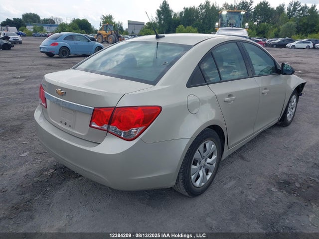 1G1PL5SH3E7288240 Chevrolet luw