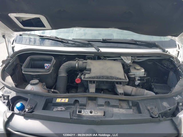 Mercedes-Benz om651 2022 W1Y4DCHY4NP454974 Image 10
