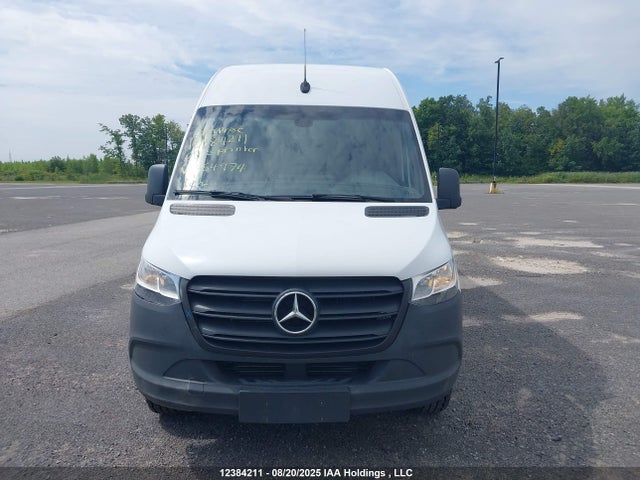 Mercedes-Benz om651 2022 W1Y4DCHY4NP454974 Image 12