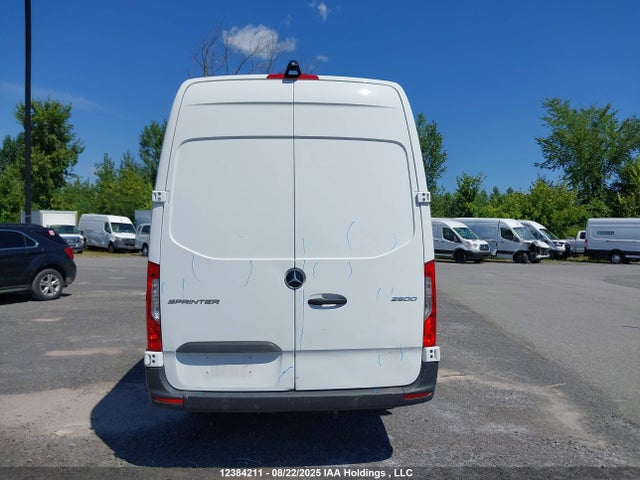 Mercedes-Benz om651 2022 W1Y4DCHY4NP454974 Image 17