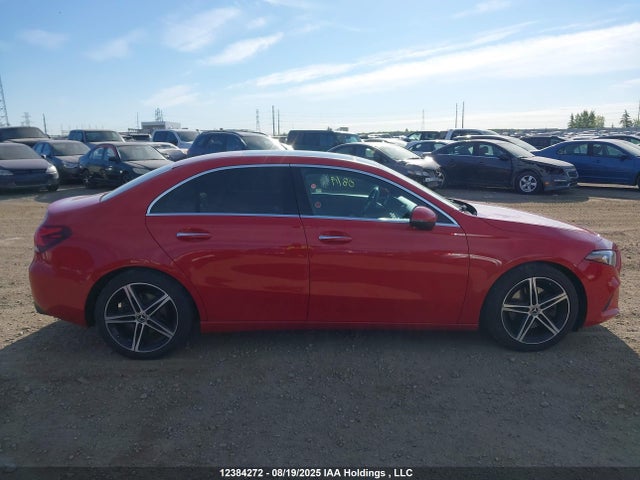 WDD3G4FB5KW029055 Mercedes-Benz m260
