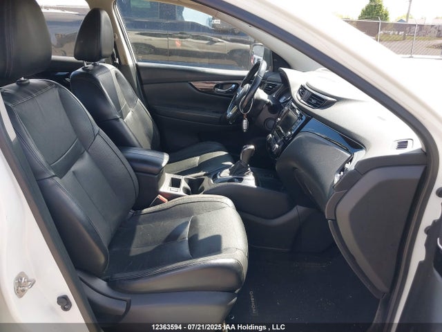JN1BJ1CR3KW330465 Nissan 2019
