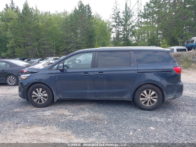 KIA Sedona 2017 KNDMB5C10H6286342 Image 14