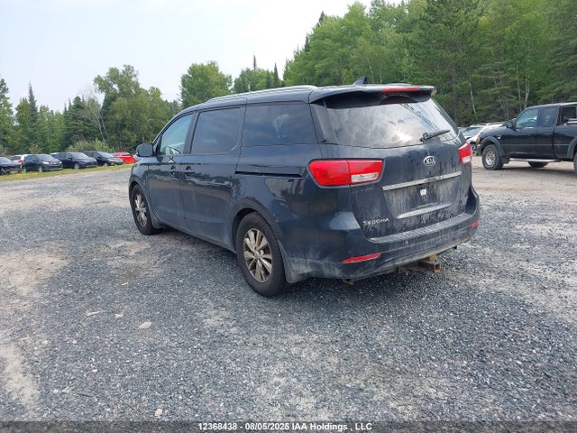 KIA Sedona 2017 KNDMB5C10H6286342 Image 3