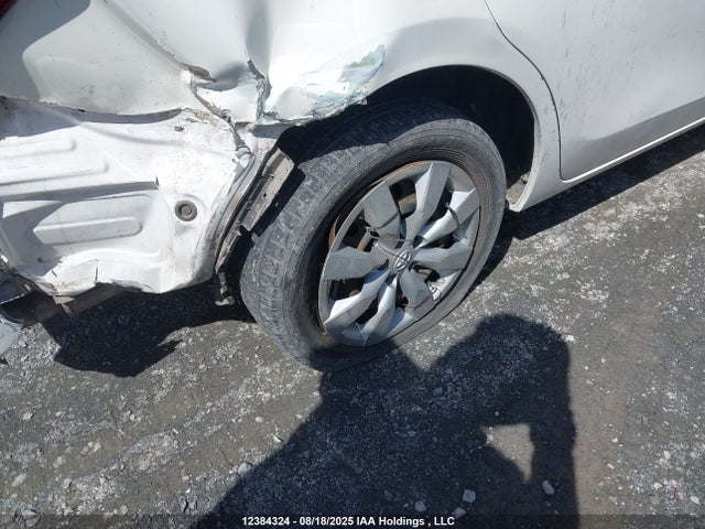 Toyota 2zr-fe 2015 2T1BURHE3FC234245 Image 12
