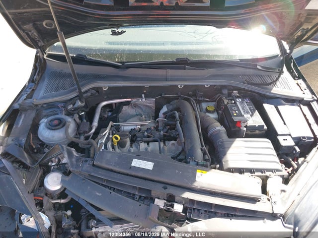 3VWG57AU8LM015936 Volkswagen Golf