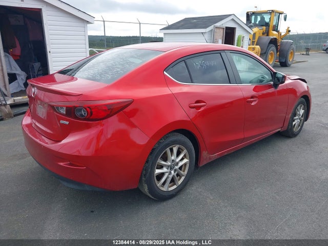 3MZBM1V71FM183419 Mazda pe