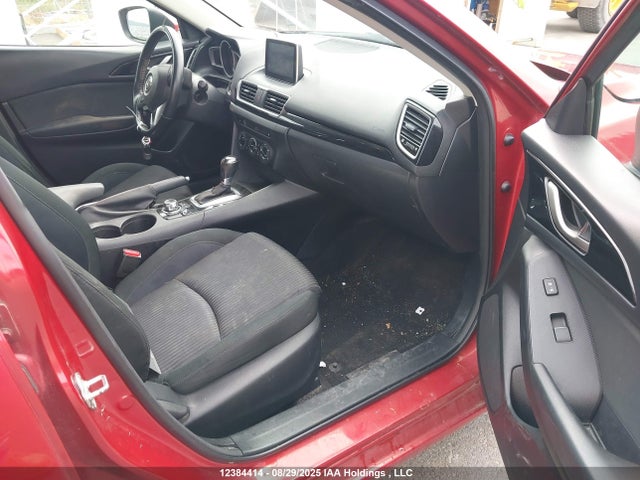 3MZBM1V71FM183419 Mazda pe