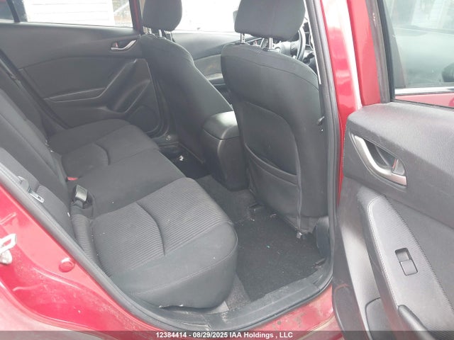 3MZBM1V71FM183419 Mazda pe