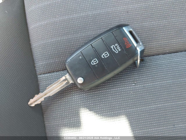 KIA dohc mpi nu 2015 KNAFX4A66F5344733 Image 11