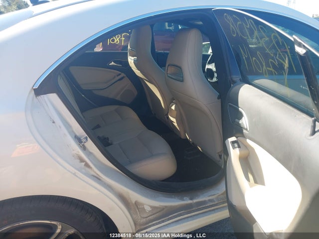 WDDSJ4GB2FN178014 Mercedes-Benz CLA-Class