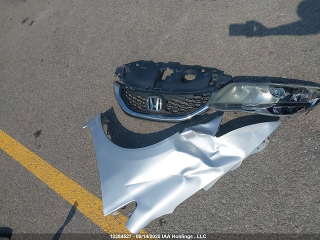 Honda r18z1 2014 2HGFB2F46EH015083 Image 12