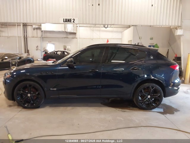 ZN661XUL3KX338991 Maserati Levante Luxury