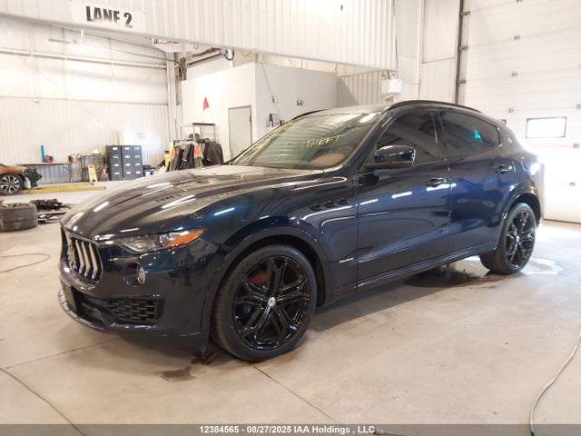 ZN661XUL3KX338991 Maserati Levante Luxury