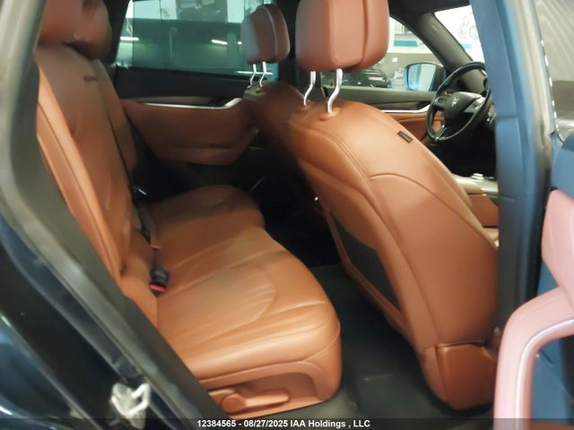 ZN661XUL3KX338991 Maserati Levante Luxury