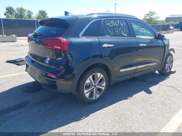 KNDCE3LG1N5135412 KIA Niro