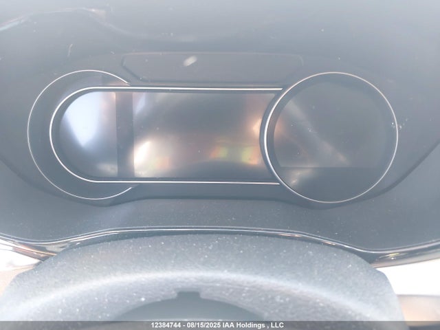 KNDCE3LG1N5135412 KIA Niro