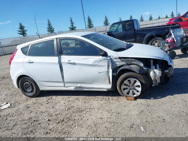 Hyundai 2017 2017 KMHCT5AE7HU339799 Image 14