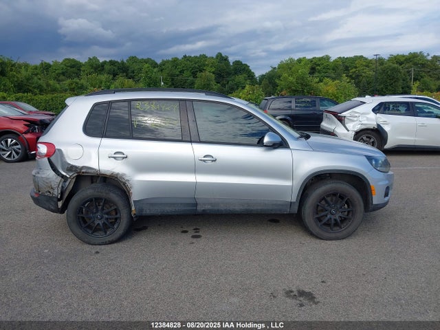 WVGJV3AX3EW596627 Volkswagen 2014