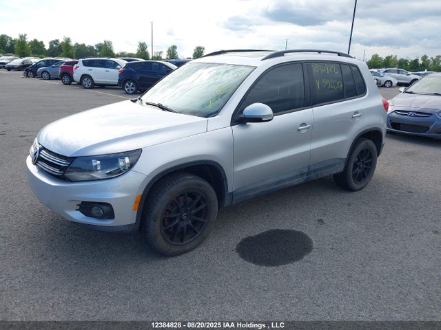 WVGJV3AX3EW596627 Volkswagen 2014